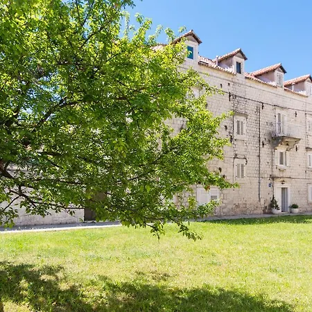 Top-floor In Center Trogir